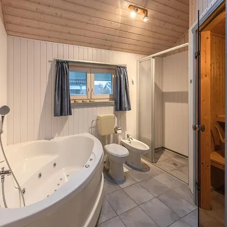 Exklusives Skandinavisches For 6 Ferienhaus *